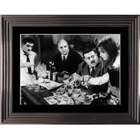 Affiche encadrée Noir et Blanc: Les Tontons Flingueurs - Touche pas au Grisby - 50x70 cm (Cadre Glascow)